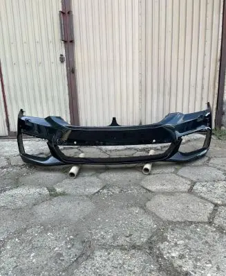 BMW 5 G30 G31 Front bumper 8069428