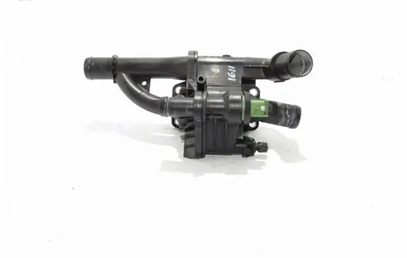 Peugeot 3008 I Thermostat housing 9670253780