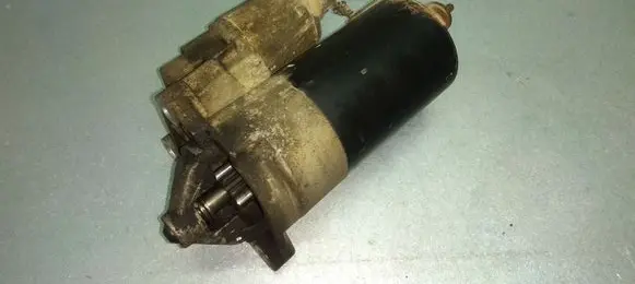 Renault Scenic I Starter motor 9650616413