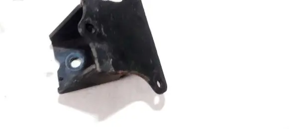 KIA Sorento Engine mounting bracket