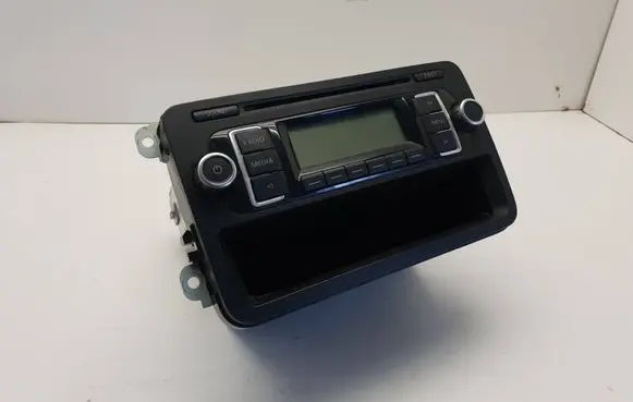 Volkswagen Golf V EUR ISO radio connector 1K0035156B RCD210MP3 CQJV18720