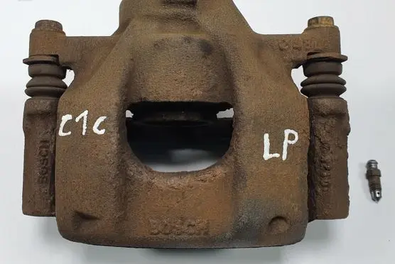 Toyota Aygo AB10 Front brake caliper
