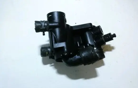 Skoda Fabia Mk1 (6Y) Engine coolant pipe/hose 032121111CG