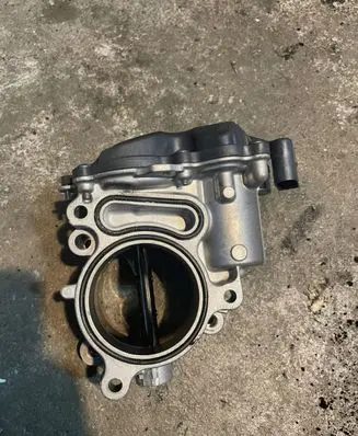 Audi A6 S6 C4 4A Throttle valve 05L128063E