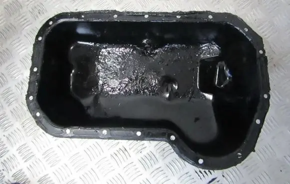 Volkswagen PASSAT B4 Oil sump