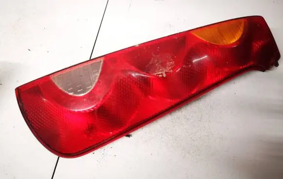 Nissan Note (E11) Rear/tail lights