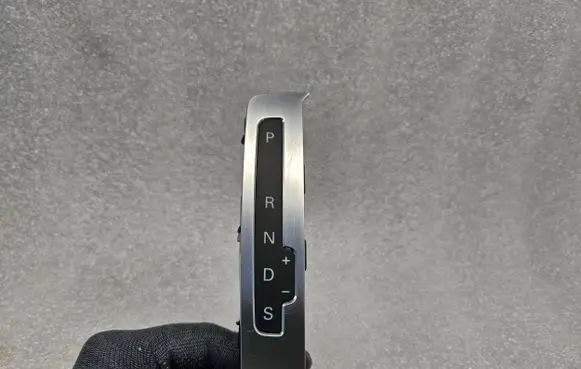 Audi A6 S6 C6 4F Gear shift selector indicator 4F1713463D