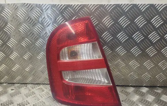 Skoda Fabia Mk1 (6Y) Rear/tail lights 6Y6945095B