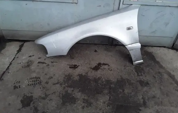 Audi A8 S8 D2 4D Fender