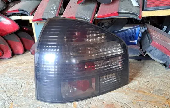 Audi A3 S3 8L Rear/tail lights 084411956L 084411956 084411956LB
