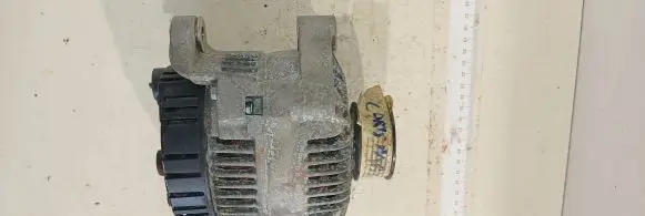 Mitsubishi Carisma Generator/alternator 7700424582 2541981B VALEO