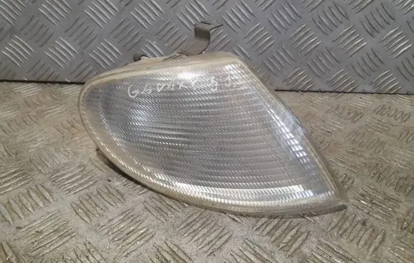 Ford Galaxy Front indicator light