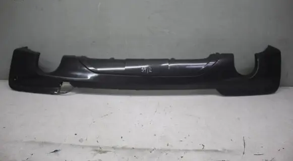 Rear bumper trim bar molding