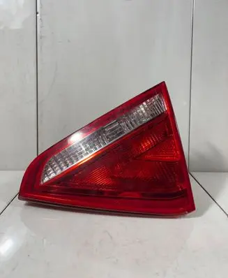Audi A5 8T 8F Tailgate rear/tail lights 8T0945094