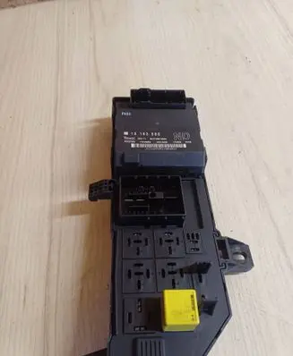Opel Vectra C Comfort/convenience module 13193588 SC718810500 359171