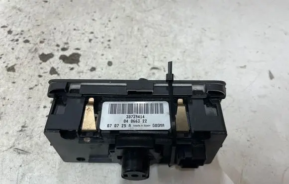 Volvo V70 Light switch 30739414 04066322