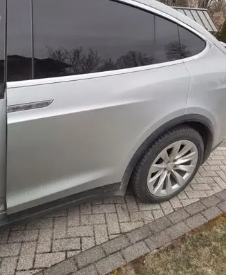 Tesla Model X Rear door