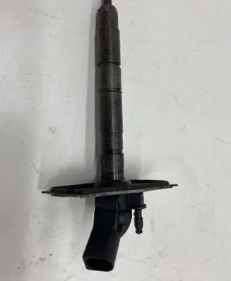 Audi A6 S6 C6 4F Fuel injector 059103113