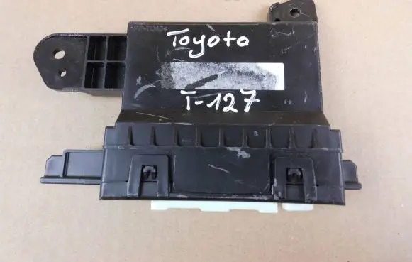 Toyota Yaris XP210 Air conditioning/heating control unit 88650K0120