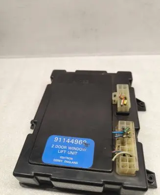 Opel Frontera B Window control relay 91144968