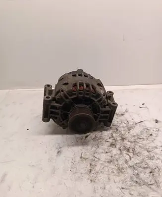 Volkswagen Golf V Generator/alternator 06D903016A