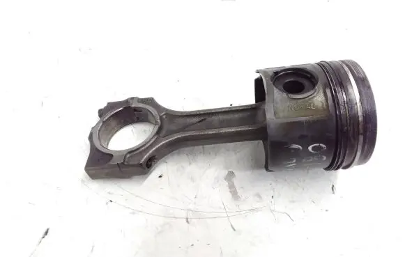Land Rover Freelander Piston with connecting rod