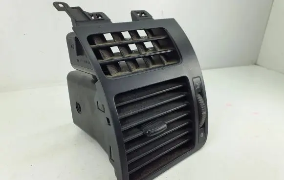 Volkswagen Touran I Dash center air vent grill 1T0819703A