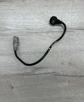 Land Rover Discovery 3 - LR3 Detonation knock sensor 4R8Q12A699AB