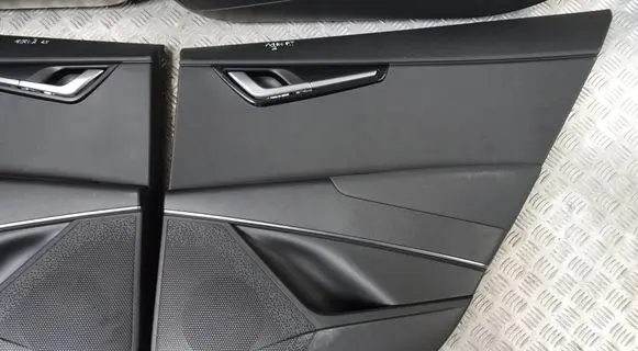 KIA Niro Rear door card panel trim