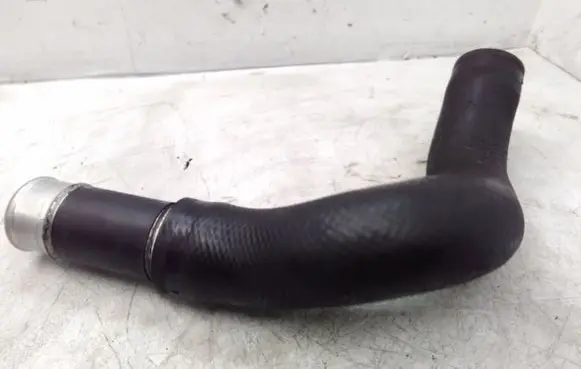 Intercooler hose/pipe