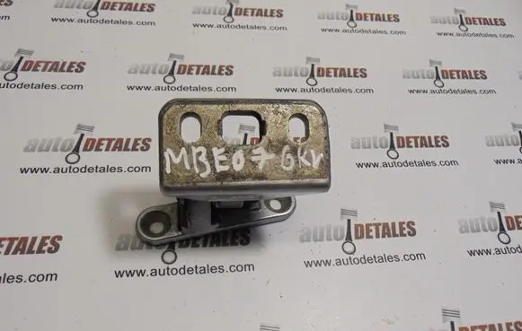 Mercedes-Benz E W211 Rear door upper hinge