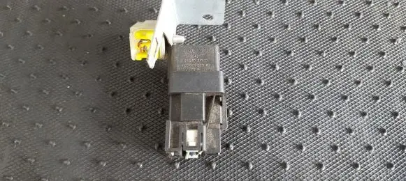Nissan Micra Other relay 252309F910 4RD003520-62
