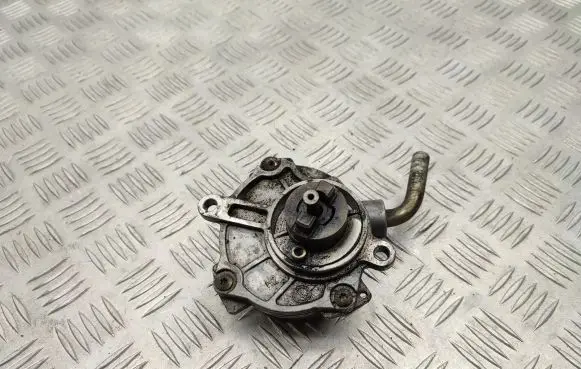 Vacuum pump