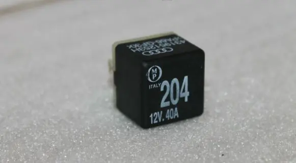 Audi A6 S6 C5 4B Other relay