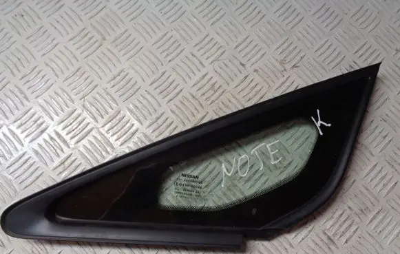 Nissan Note (E12) Front triangle window/glass 43R00048