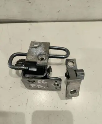 Audi A6 S6 C6 4F Front door hinge set 8E0831412E