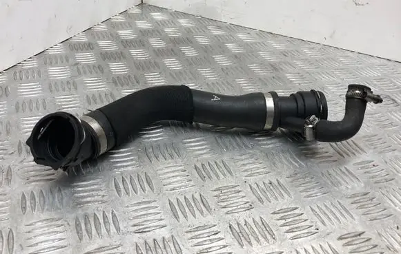 BMW 5 E60 E61 Engine coolant pipe/hose 7789742