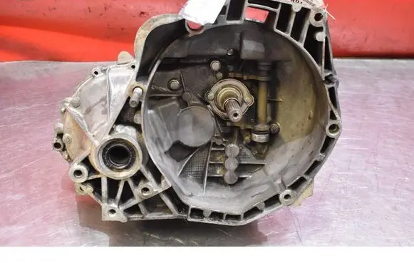 Manual 6 speed gearbox