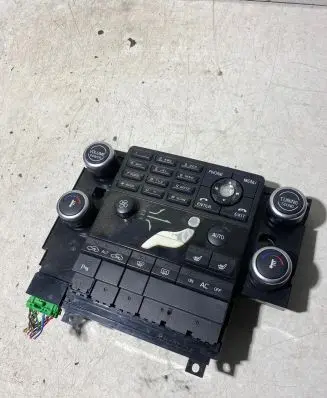 Volvo S80 Climate control unit 30782904 M3233200354 0N7539824