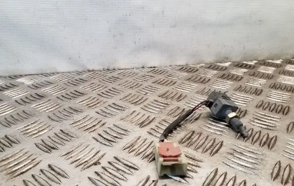 Clutch pedal sensor