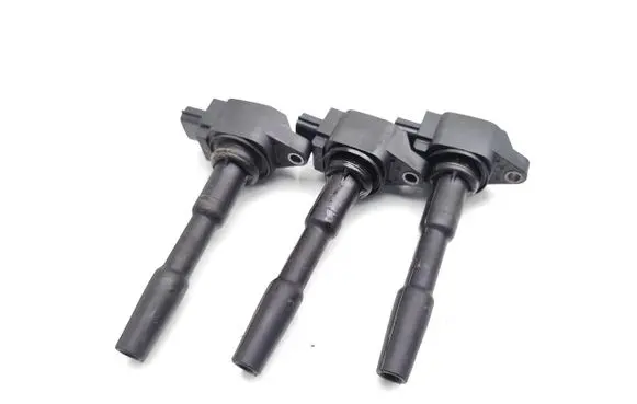 Renault Clio IV High voltage ignition coil 224332428R 507A42913