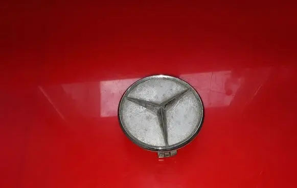 Mercedes-Benz ML W164 Original wheel cap 2204000125