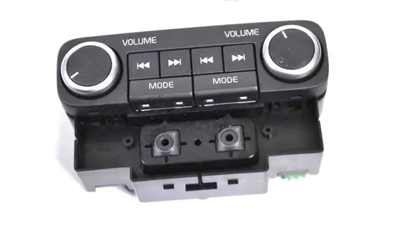 Volvo V70 Sound control switch 39869676