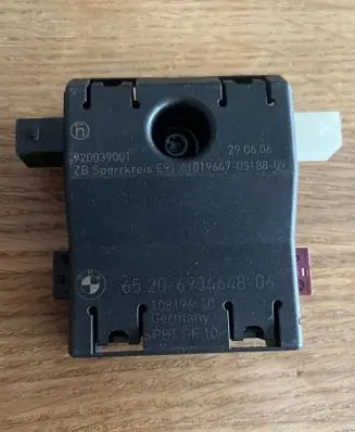 BMW 3 E90 E91 Antenna control unit 6934648 65206934648
