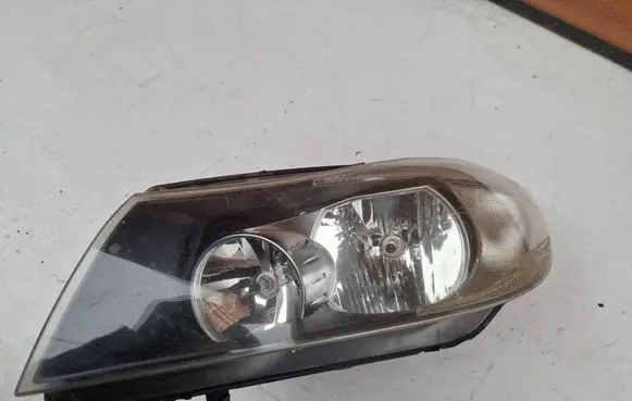 BMW 3 E90 E91 Headlight/headlamp 6942723