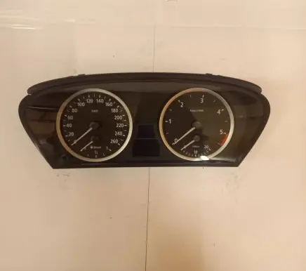BMW 5 E60 E61 Speedometer (instrument cluster) 62119135253 110080213 213712007370