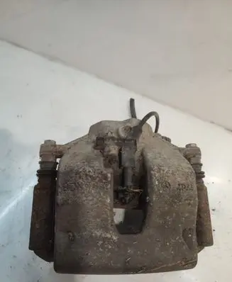 Mercedes-Benz C W204 Front brake caliper