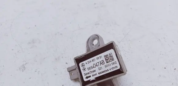 Mercedes-Benz C W204 Airbag deployment crash/impact sensor A2048210651