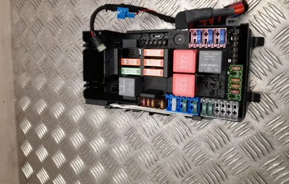 Mercedes-Benz EQC Fuse box set A1675454000