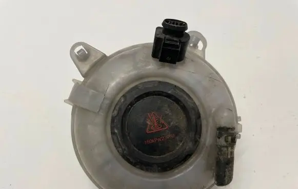 Audi Q3 F3 Coolant expansion tank/reservoir 5Q0121407M